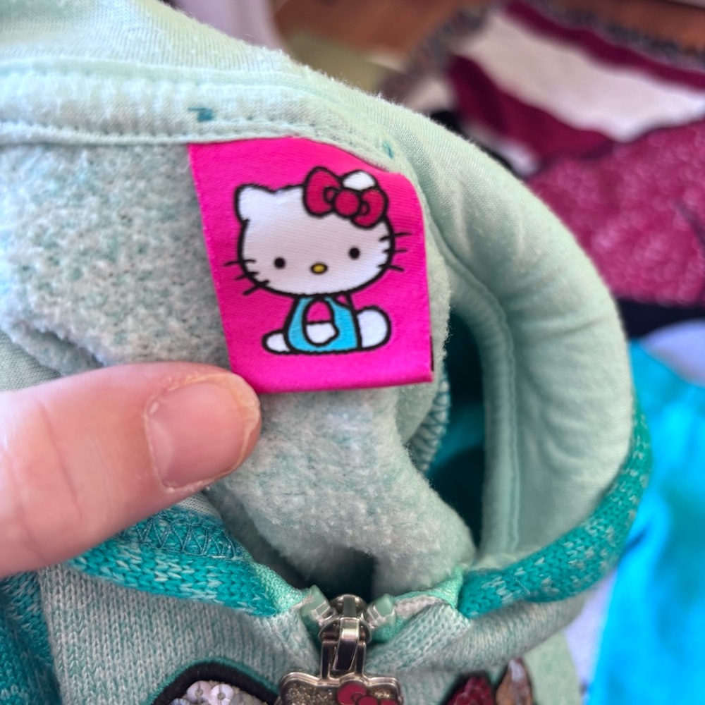 HELLO KITTY BLUE SEQUIN KITTY TWO PIECE OUTFIT TRACK SUIT SIZE 2T - Picture 7 of 8